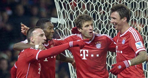 之间的激烈 之间的激烈