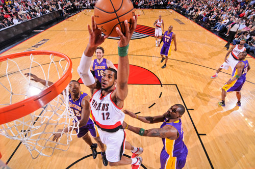 首次登顶瑞 首次登顶瑞