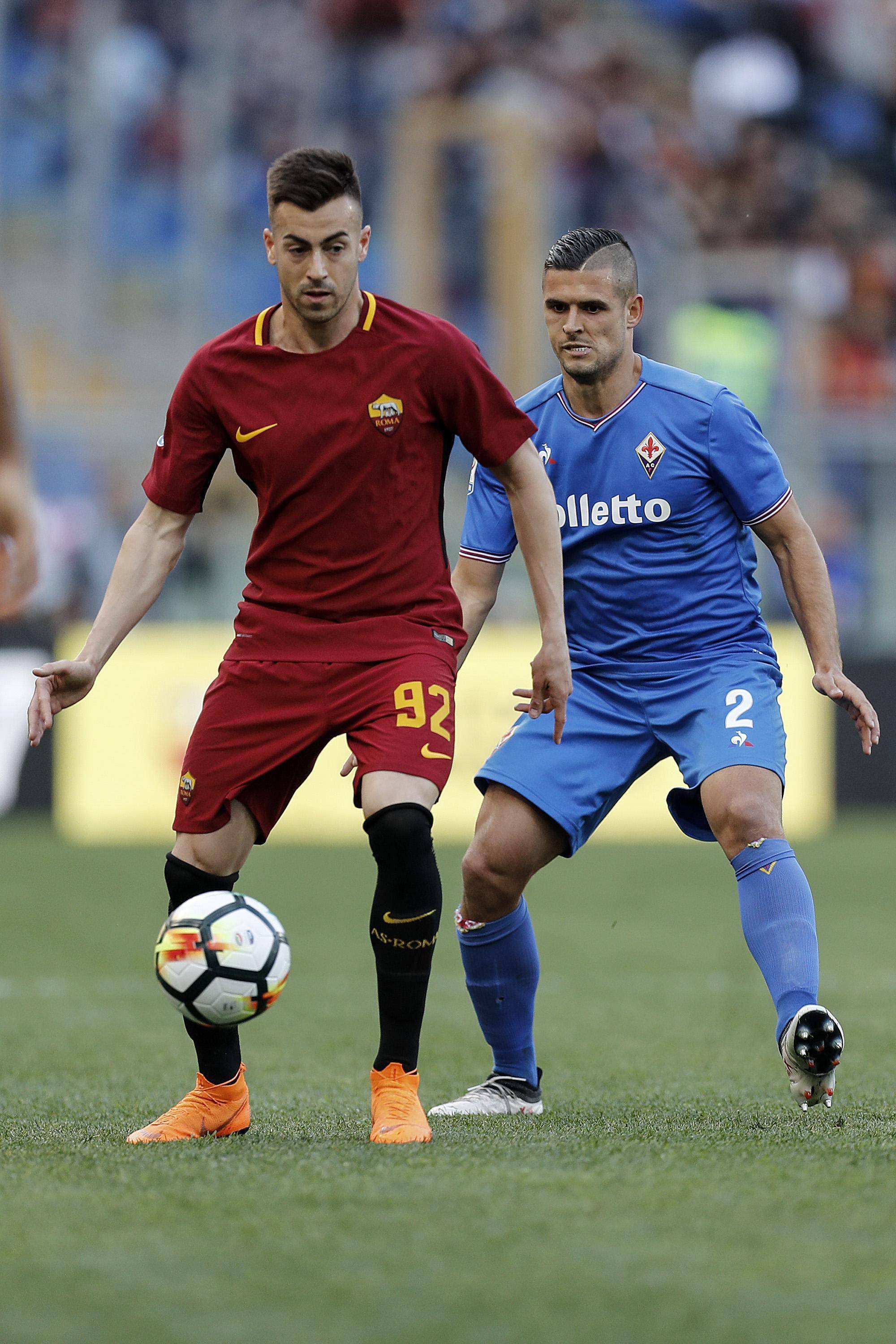 据意大利与 据意大利与