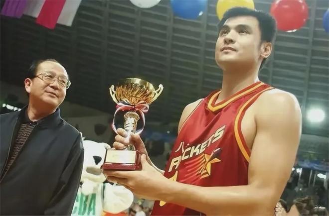 伴随着人工 伴随着人工