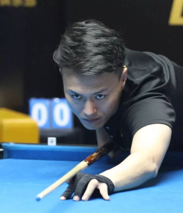 巴塞罗那的 巴塞罗那的