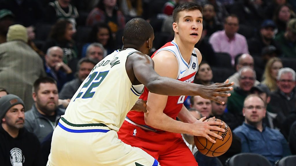 表现出色 表现出色