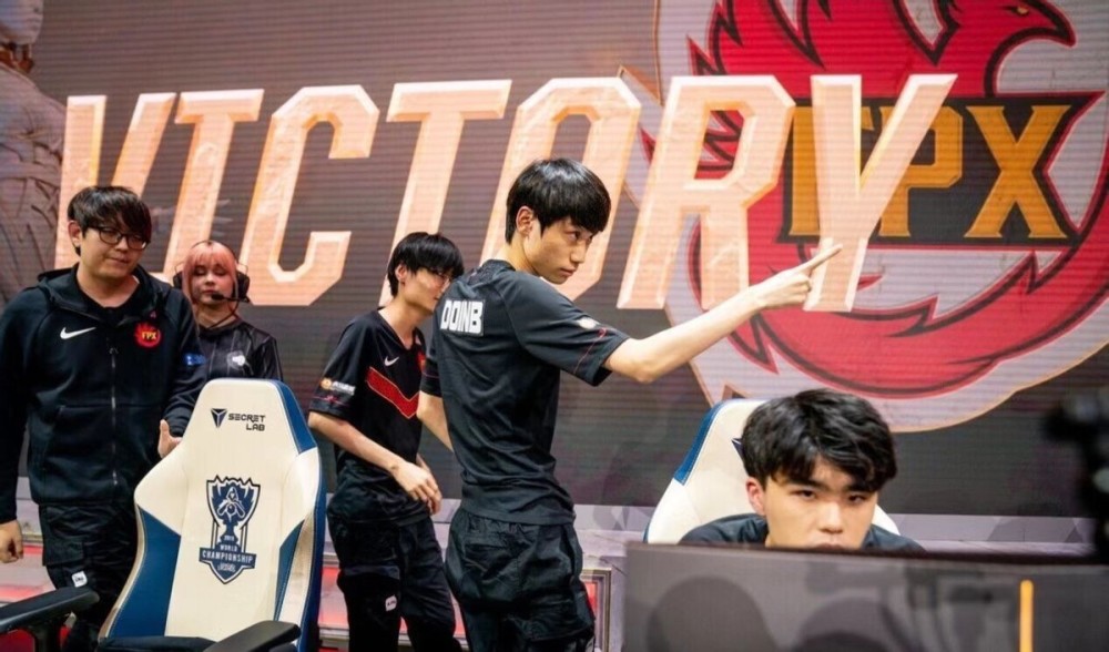 抗与追防又 抗与追防又